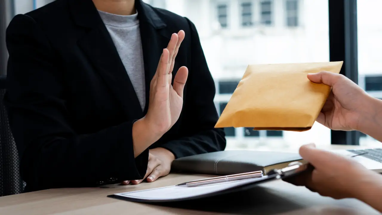 Lawyer refusing settlement offer showing how do lawyers negotiate personal injury settlements strategically